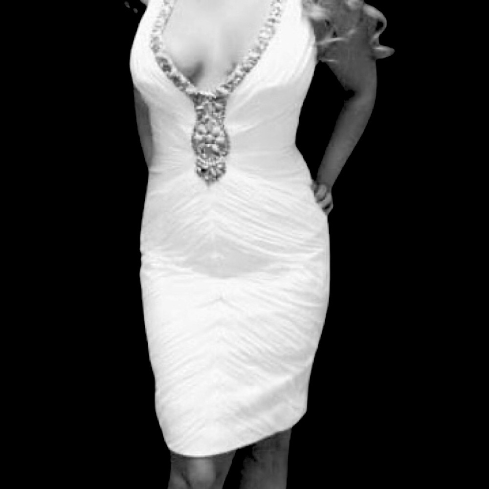 Beautiful mandalay Show stopping DRESS wore for a photo shoot